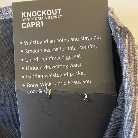 Victoria Sport Secret Heathered Leggings Knockout Capris NWT Sz Med - Picture 3 of 10